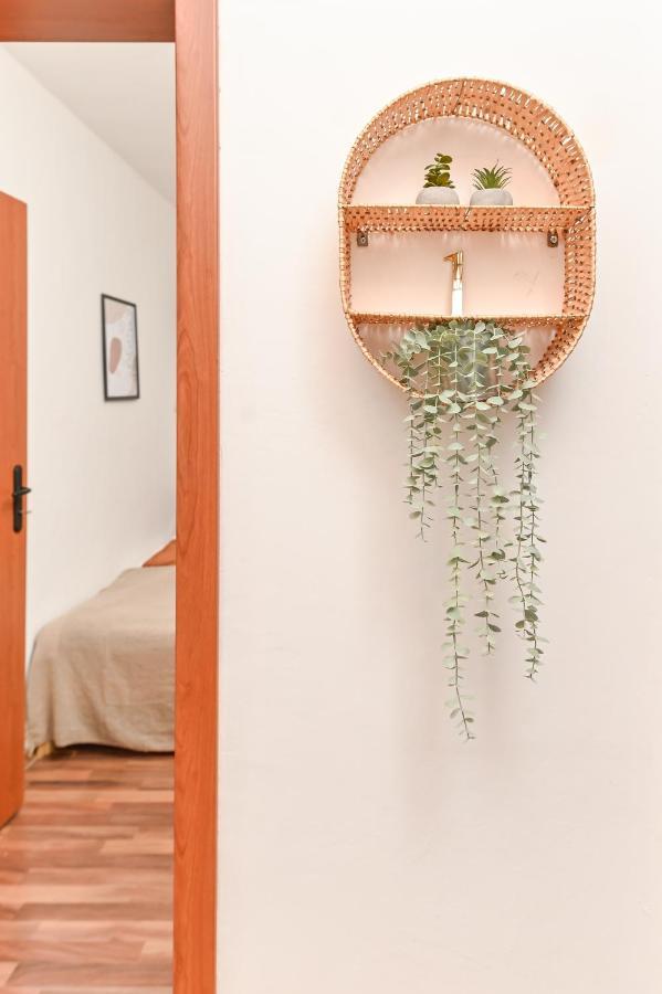 Cosy&Art 1Bd Apartment Next To Slaveykov Square Σόφια Εξωτερικό φωτογραφία